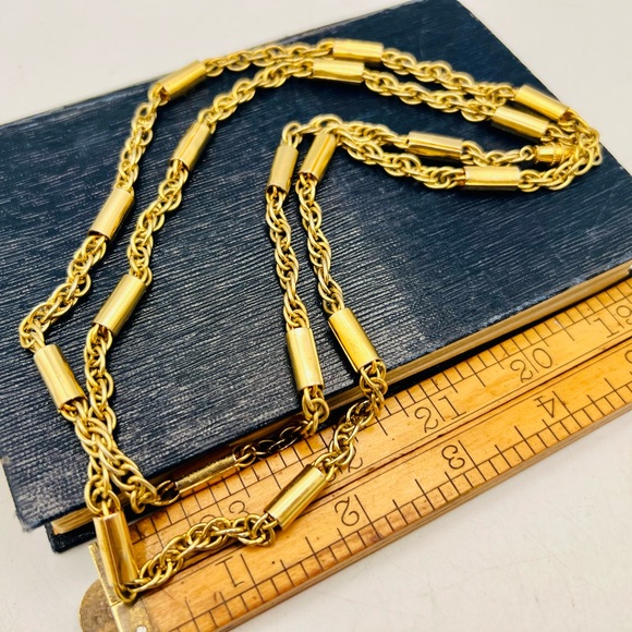 Vintage gold chain unique tube link long wrap necklace 36” - Picture 2 of 9